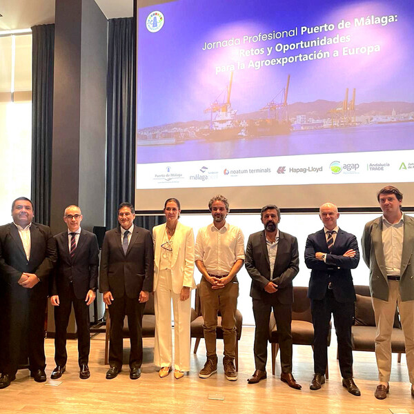 El Puerto de Málaga se da a conocer a las exportadoras peruanas